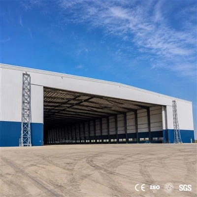 Hangar Awyrennau Rhychwant Clir